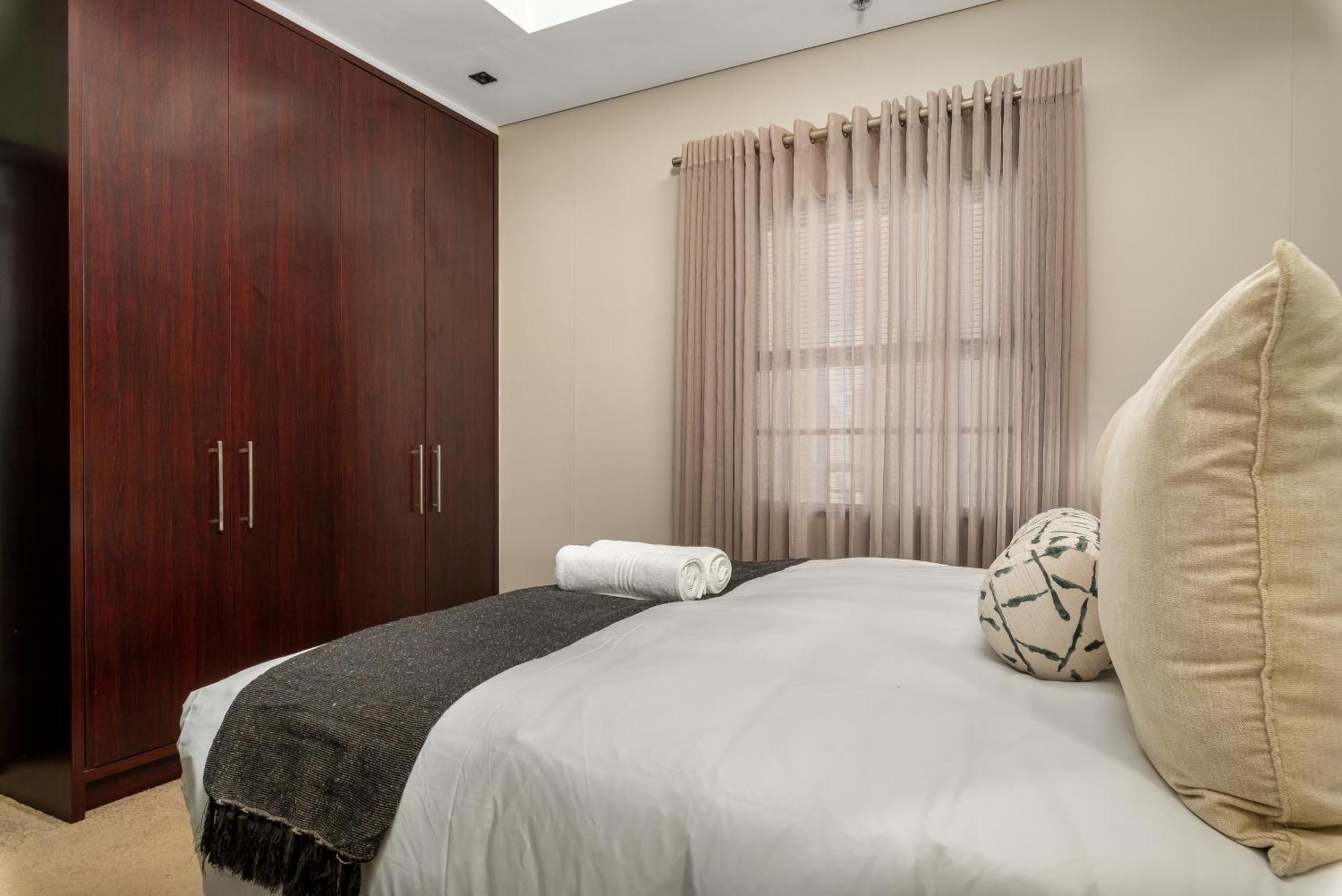 Mandela Rhodes Luxury Apartments Cape Town Exterior photo